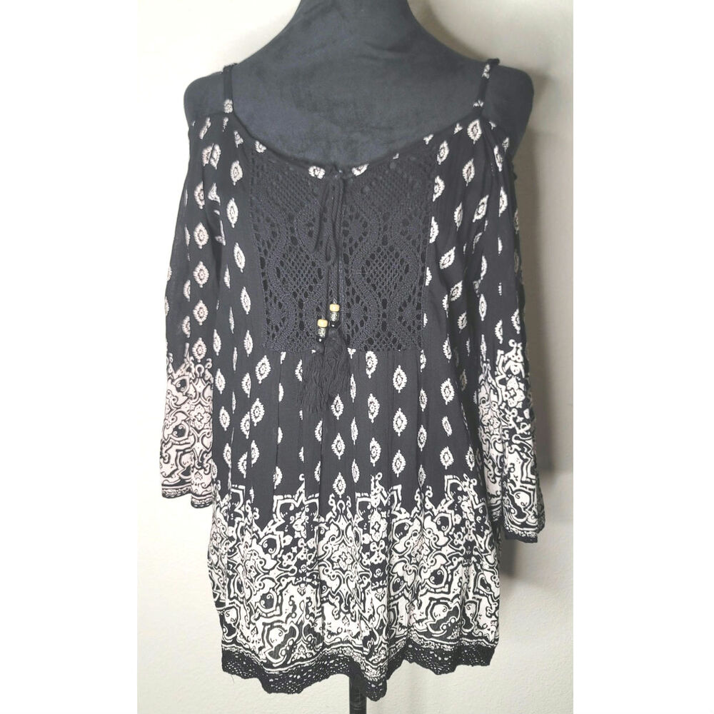 ANGIE Flowy Peasant  Bohemian Black Crochet Creme Pattern Cold Shoulder Medium
